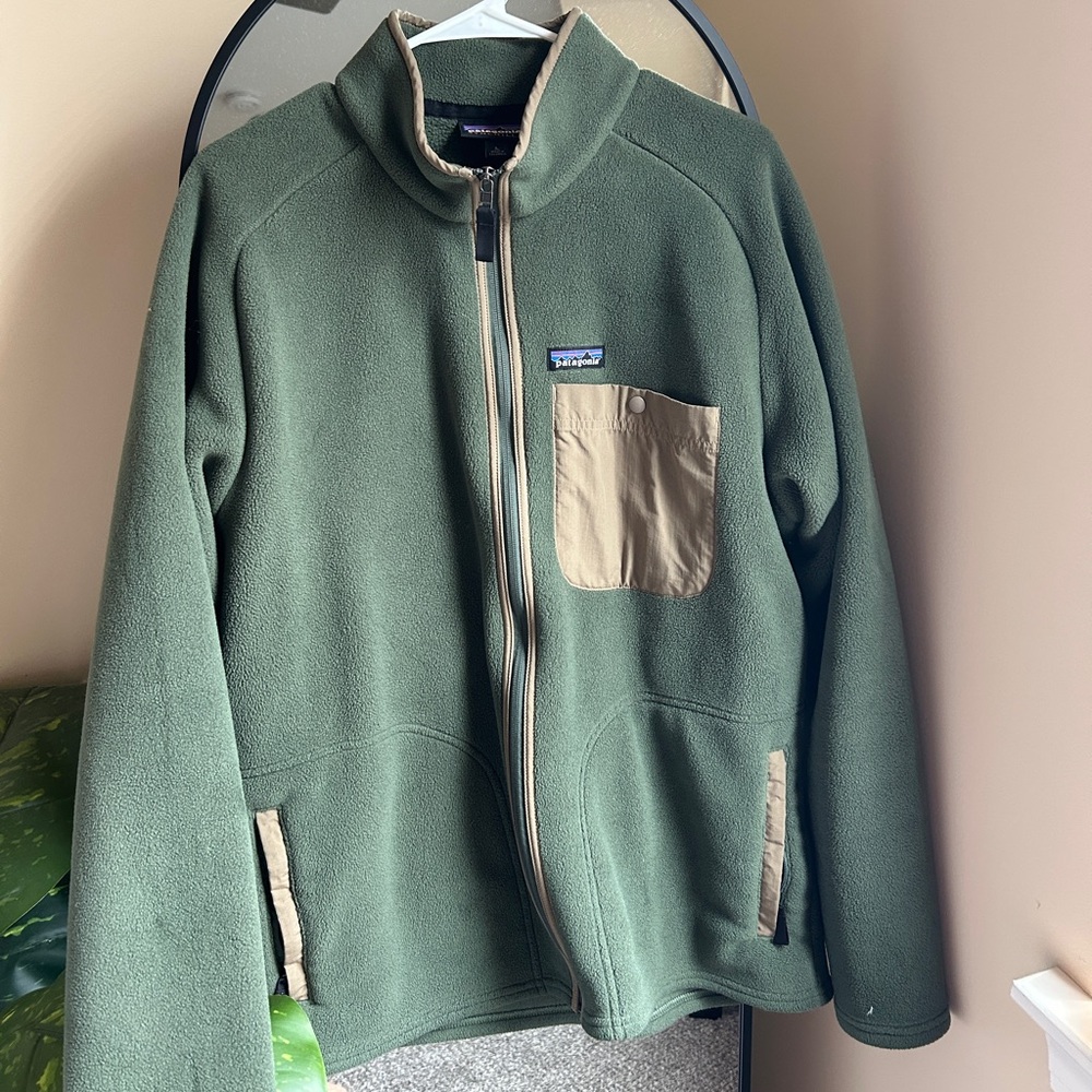 Men’s Patagonia Jacket size Large